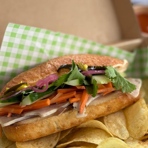 Classic Banh Mi mit Dipping Soße
